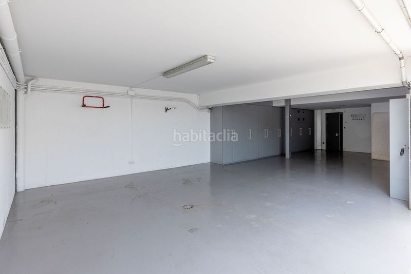 Foto 5c4c8f9b-4df0-4d8c-8702-eaec0c293a2a. Casa adossada amb calefacció aparcament piscina a Mataró