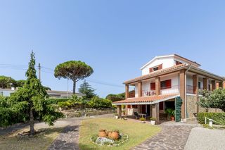 Casa a Arenys de Munt. Chalet rodeado de naturaleza en els tres turons, arenys de munt