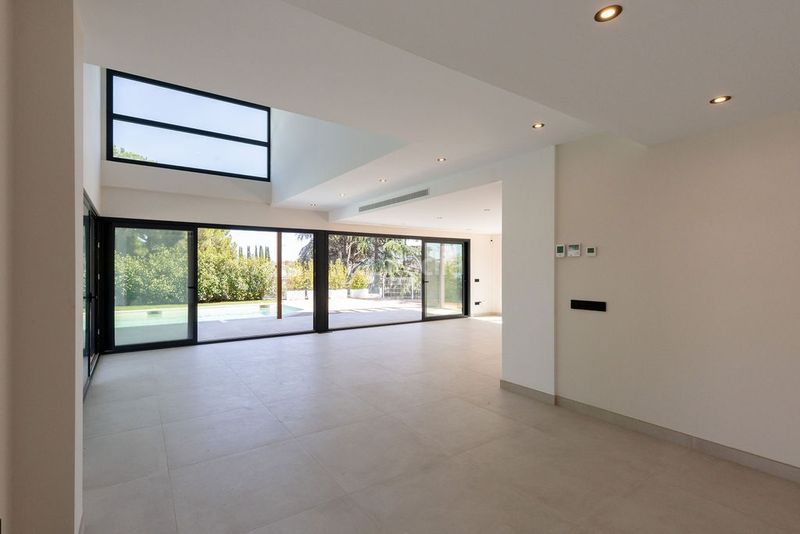 Foto a575dec7-d5f1-46ab-856b-ac357b6cec50. Casa amb calefacció aparcament piscina a Premià de Dalt