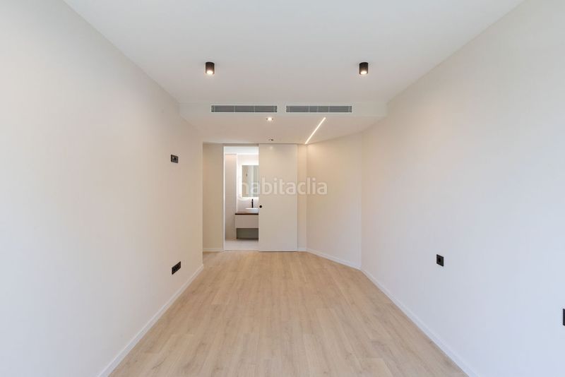 Foto e007c360-4688-4a09-8fbf-98f606954d7b. Casa amb calefacció aparcament piscina a Premià de Dalt