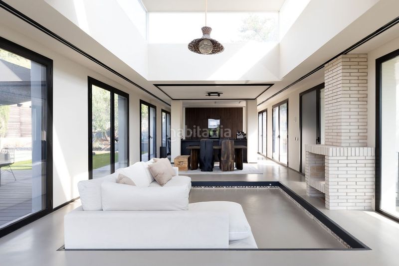 Foto f7c6f188-287d-49ba-a343-99b63e27ea6b. Casa amb aparcament piscina a Premià de Dalt