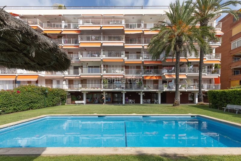 Foto c0acd82d-6b7e-4923-b39f-db9726f3db43. Pis amb calefacció aparcament piscina a Sant Vicenç Platja Sant Vicenç de Montalt