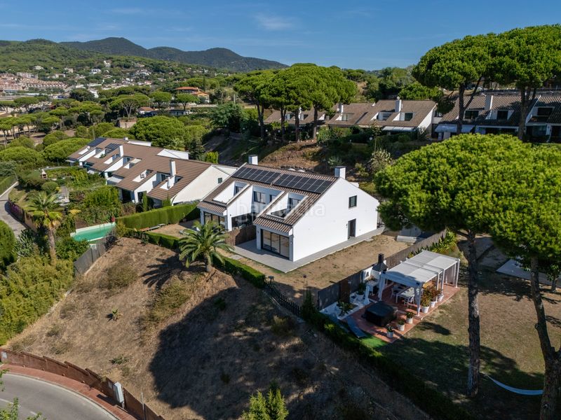 Foto 6c407579-ccb3-4627-ba33-16daa735a71a. Casa amb aparcament a Caldes d´Estrac