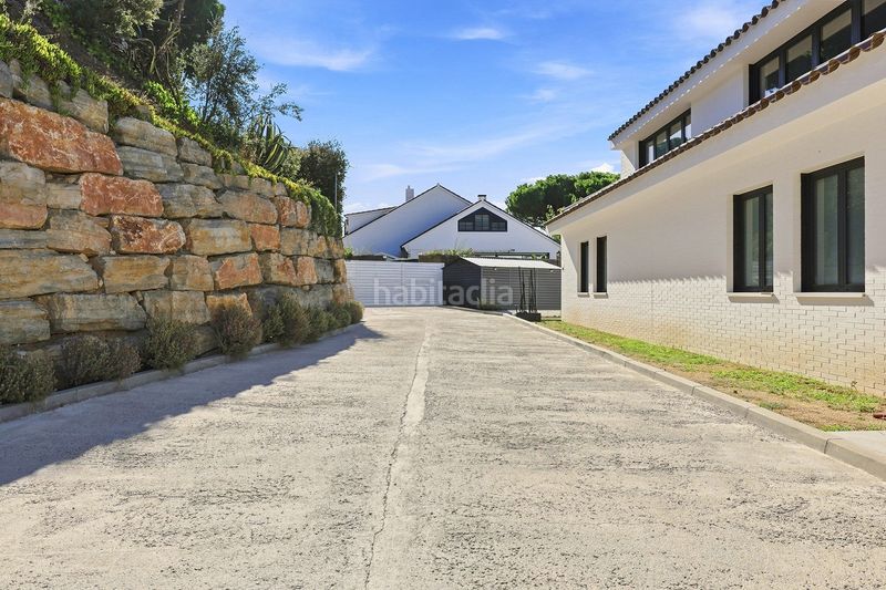 Foto a1ced275-fbbc-4b09-9544-7722cc52ee24. Casa amb aparcament a Caldes d´Estrac