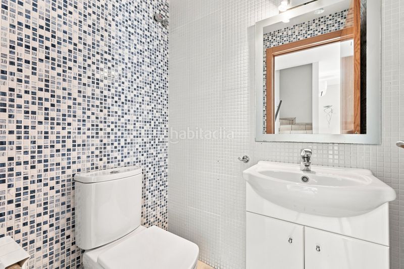 Foto 4ba25577-b984-4ac9-9ee8-e8c66688c8b2. Casa amb aparcament a Canet de Mar