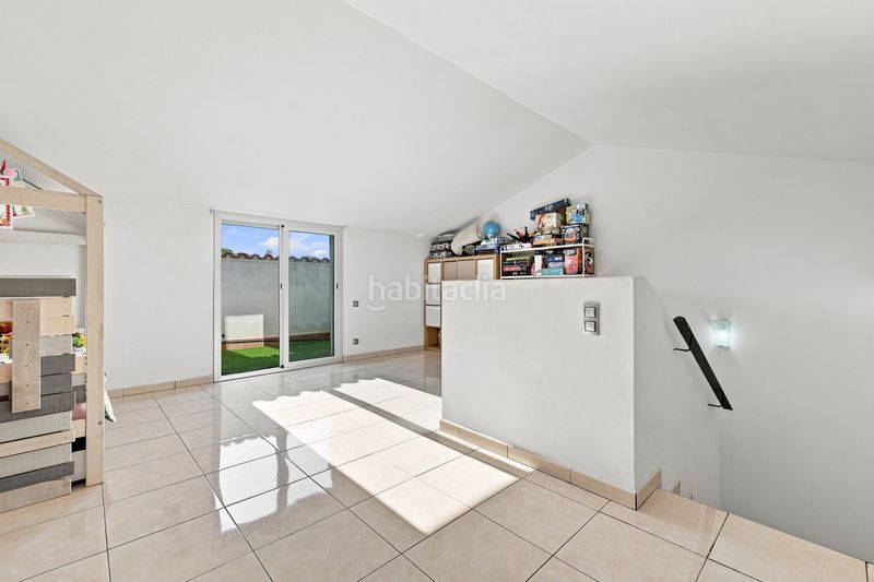 Foto d517be6c-a702-40eb-9612-ed503f5be402. Casa amb aparcament a Canet de Mar