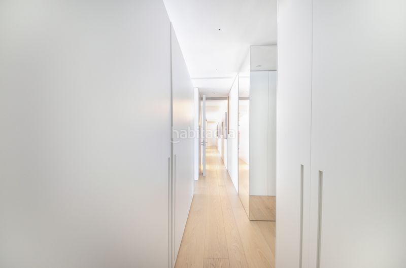 Foto daef078b-6e56-4a1d-be89-888f5e53f52d. Apartament amb piscina a Diagonal Mar i el Front Marítim del Poblenou Barcelona