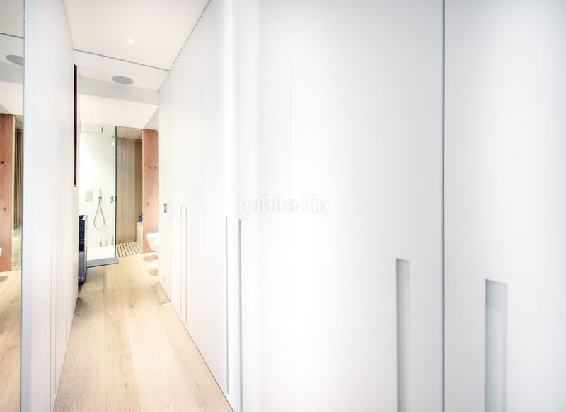 Foto eed7a3e0-e115-4fff-9e1c-ea9d61b14219. Apartament amb piscina a Diagonal Mar i el Front Marítim del Poblenou Barcelona