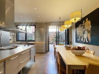 Casa a Centre. Elegante casa restaurada con jardín en arenys de mar, maresme
