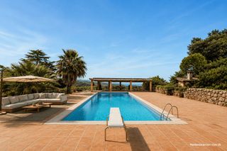 Masia a Alella