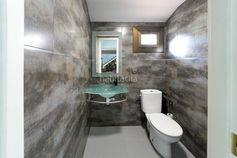 Foto 91c266a4-4be6-4695-b111-fc4f52a01d93. Casa amb calefacció aparcament piscina a Alella
