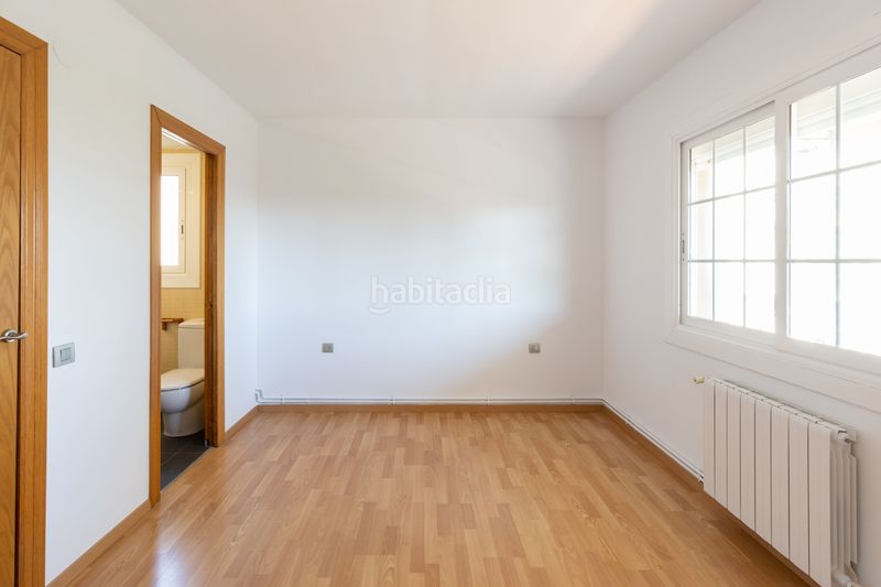 Foto c25cf36e-610e-4ab1-bc8c-0a121bdcecf2. Planta baja piso con piscina y a 2 minutos de la playa en Vilassar de Mar