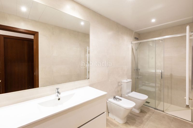 Foto 6b0badf3-b931-401e-9489-e8436ca81372. Casa  pareada en medio del pueblo , maresme en Arenys de Mar