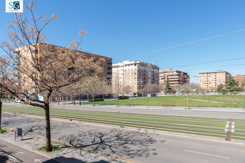 Foto 0d00519d-7a4a-4add-80ba-1a118f3ac920. Casa amb calefacció piscina a Av. F. Garcia Lorca - Nueva Estación Autobuses Granada