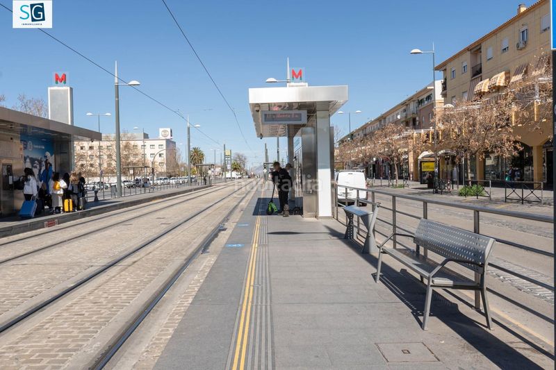 Foto 81d65809-94bf-473c-921b-a2d6dd00f1f6. Casa amb calefacció piscina a Av. F. Garcia Lorca - Nueva Estación Autobuses Granada