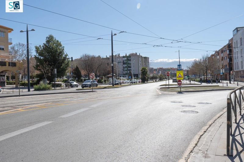 Foto 89bfd529-f5c6-457e-adc9-ca52d1186c7d. Casa amb calefacció piscina a Av. F. Garcia Lorca - Nueva Estación Autobuses Granada