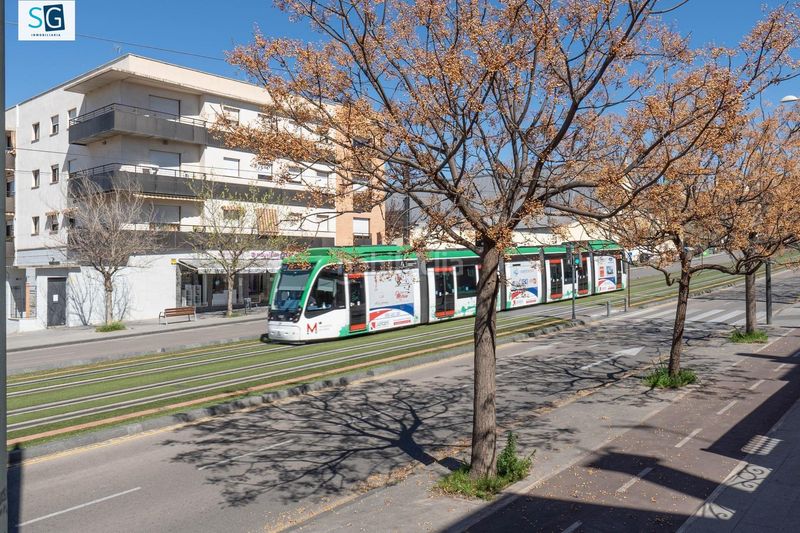 Foto 8ebabfd9-991b-4c9d-a102-4290567cadbc. Casa amb calefacció piscina a Av. F. Garcia Lorca - Nueva Estación Autobuses Granada