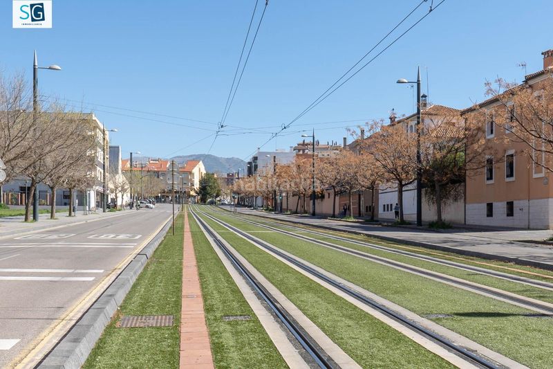 Foto a5a8ed45-dc0e-4499-ba41-6f83a2597823. Casa amb calefacció piscina a Av. F. Garcia Lorca - Nueva Estación Autobuses Granada