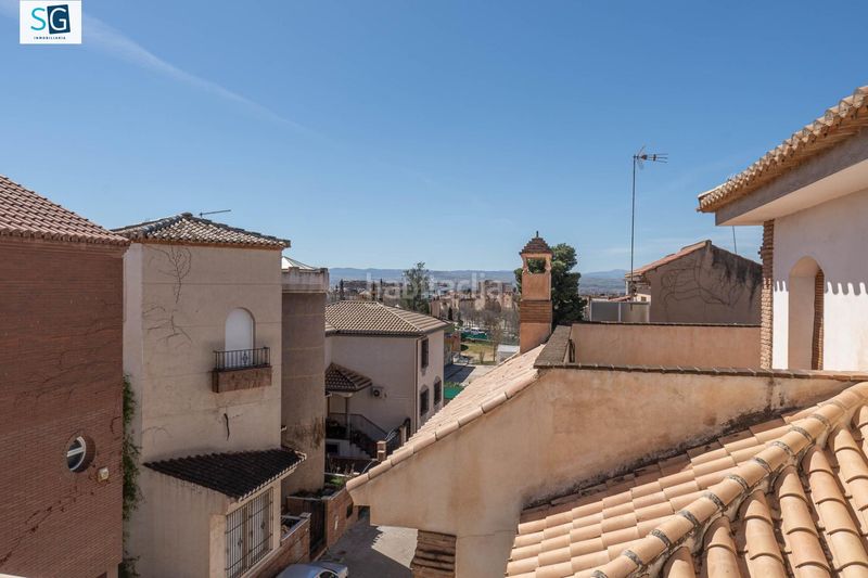 Foto a7dec01f-d952-4b58-9952-692a47e68ead. Casa amb calefacció piscina a Av. F. Garcia Lorca - Nueva Estación Autobuses Granada