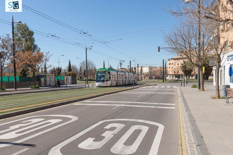 Foto dbf572f5-c57c-4104-99de-d00df7edf5b0. Casa amb calefacció piscina a Av. F. Garcia Lorca - Nueva Estación Autobuses Granada