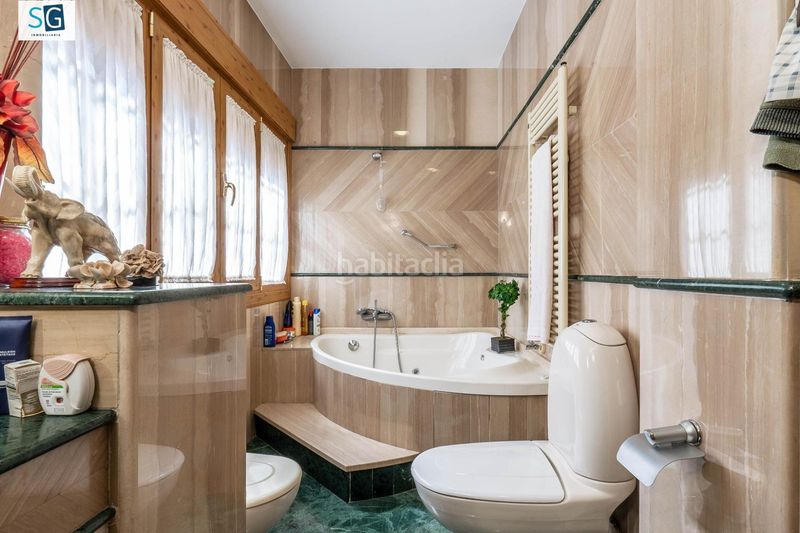 Foto f60cfd53-7e32-4972-acfe-144ef345b86a. Casa amb calefacció piscina a Av. F. Garcia Lorca - Nueva Estación Autobuses Granada