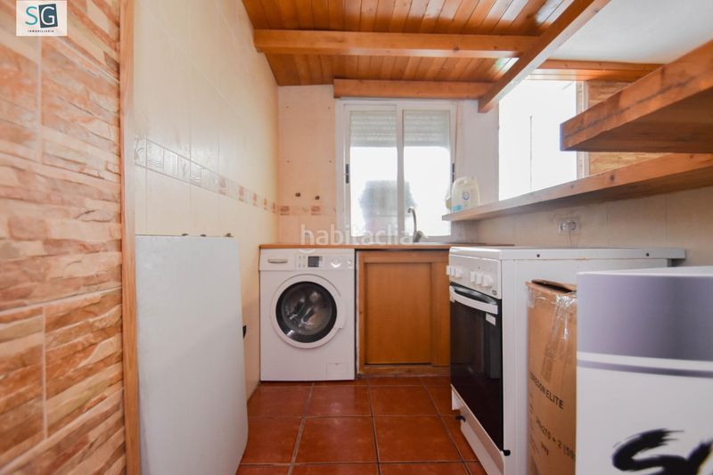 Foto 600e94f3-ca27-4f22-abe3-138c0a51da52. Casa adossada amb piscina a Cúllar Vega