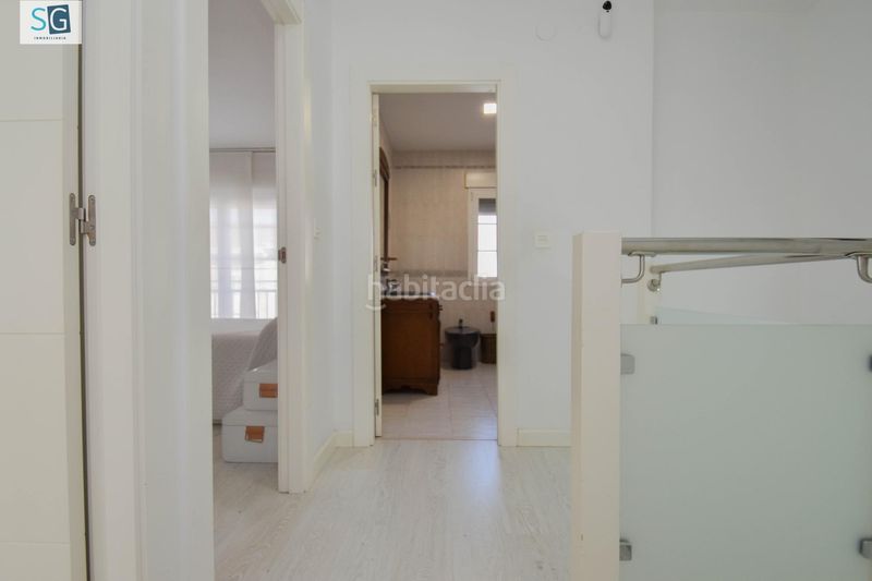 Foto ca405f14-6670-4999-b00c-c0b838e6e5e1. Casa adossada amb piscina a Cúllar Vega