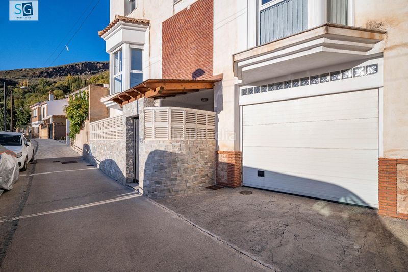 Foto 6c473fc2-4405-4dec-b671-e0f33213234a. Casa amb calefacció aparcament a Güéjar Sierra