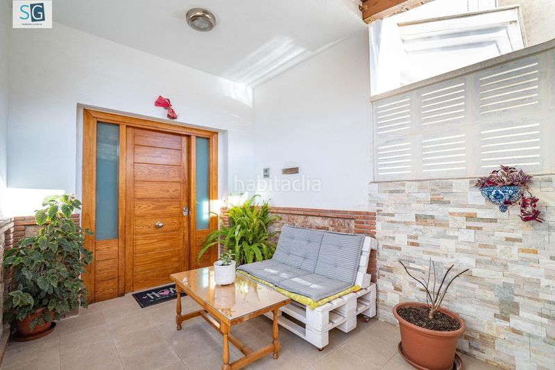 Foto b6f070e0-6220-4083-a04d-4b3a94880f91. Casa amb calefacció aparcament a Güéjar Sierra