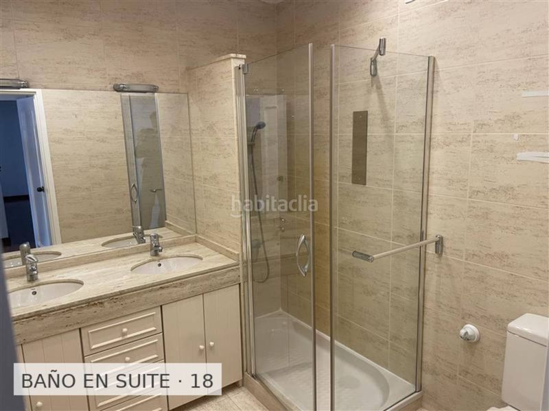 Foto fb1d3b2c-a6e9-4d92-9d17-d539b3f6d1b2. Pis amb calefacció a Castillejos-Cuzco Madrid