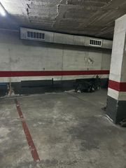 Car parking in Sant Adrià Nord