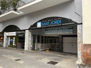 Lloguer Aparcament cotxe a Paseo maragall 25. Parking  paseo maragall  sant martí