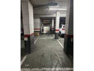 Aparcament cotxe  Consell de cent. Parking  c consell de cent  eixample barcelona