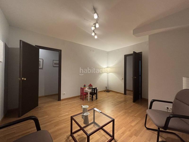 Foto c0eec1a2-b139-4b9d-b484-53dc25cf222d. Location bureau dans La Nova Esquerra de l´Eixample Barcelona