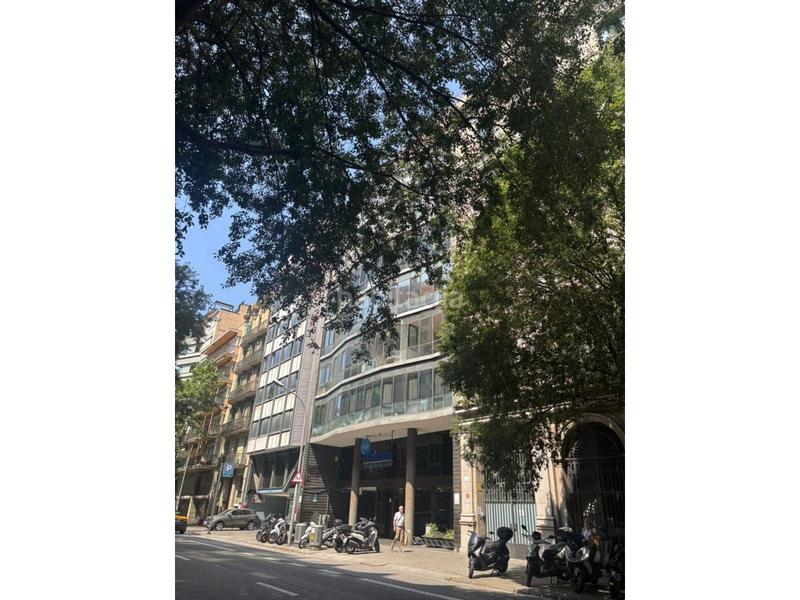 Foto 86458287-8eb4-452a-a428-91bd4e7b2d81. Alquiler oficina  de 260m en alquiler zona eixample en Barcelona