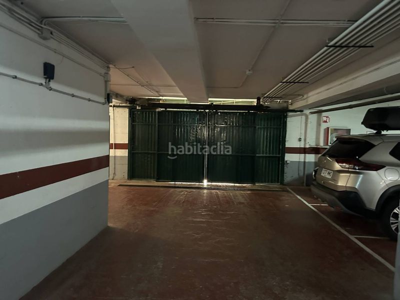 Foto 38ecb206-7ea4-4414-94b6-58dffe77211d. Aparcament cotxe a Pedralbes Barcelona
