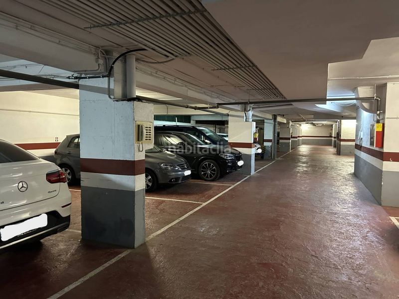 Foto 4ed25b89-3c12-4623-9648-c071ed9830ee. Aparcament cotxe a Pedralbes Barcelona
