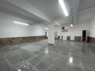 Location Local commercial  Guifré. Local  c guifre  badalona