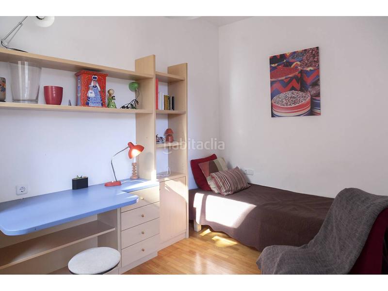 Foto c071a469-f758-4ced-b6bb-e6faef44c7df. Pis amb calefacció a Raval Barcelona