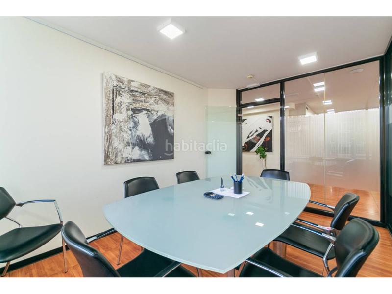 Foto 98e5ada9-7627-4a36-abb8-828459758f79. Oficina amb calefacció aparcament a Barri de les Corts Barcelona