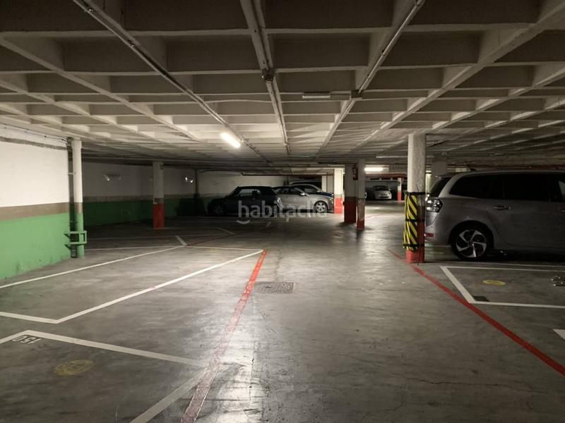 Foto ef361e56-4868-48ff-aba4-00beecde2da8. Oficina amb calefacció aparcament a Barri de les Corts Barcelona
