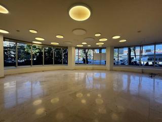 Miete Büro in Gran via de carles iii 98. Oficina  edificios trade  les corts