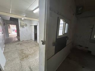 Location Local commercial  Font. Local  lhospitalet de llobregat  la florida