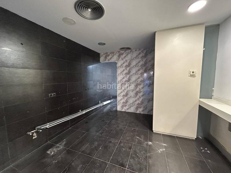 Foto 060e7fcb-3428-4c3d-af9d-caf00fb06f02. Miete geschäftsraum in mare de déu de montserrat 15 in Barcelona