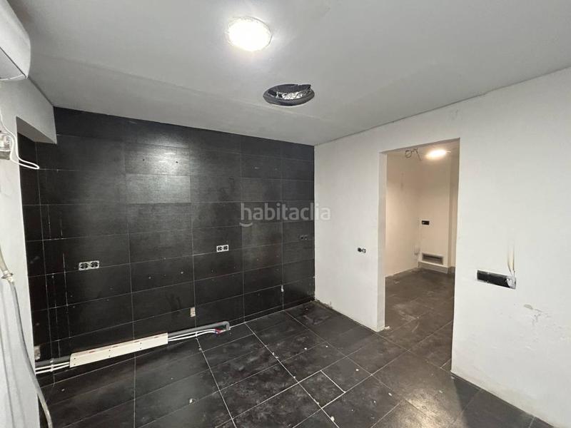 Foto 284326d3-122a-4160-a219-ce8703a0f356. Rent business premise in mare de déu de montserrat 15 in Barcelona