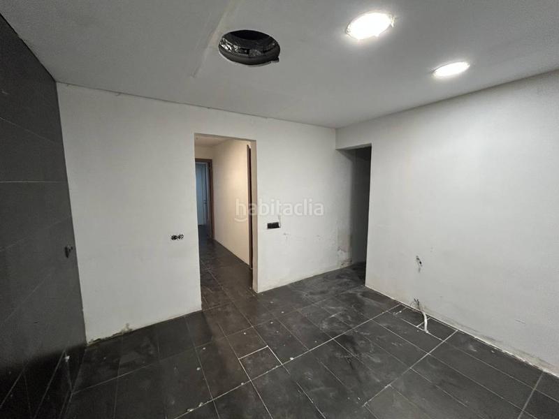 Foto 4aaf3b71-9ff3-43bb-bb45-c93966cfe540. Rent business premise in mare de déu de montserrat 15 in Barcelona