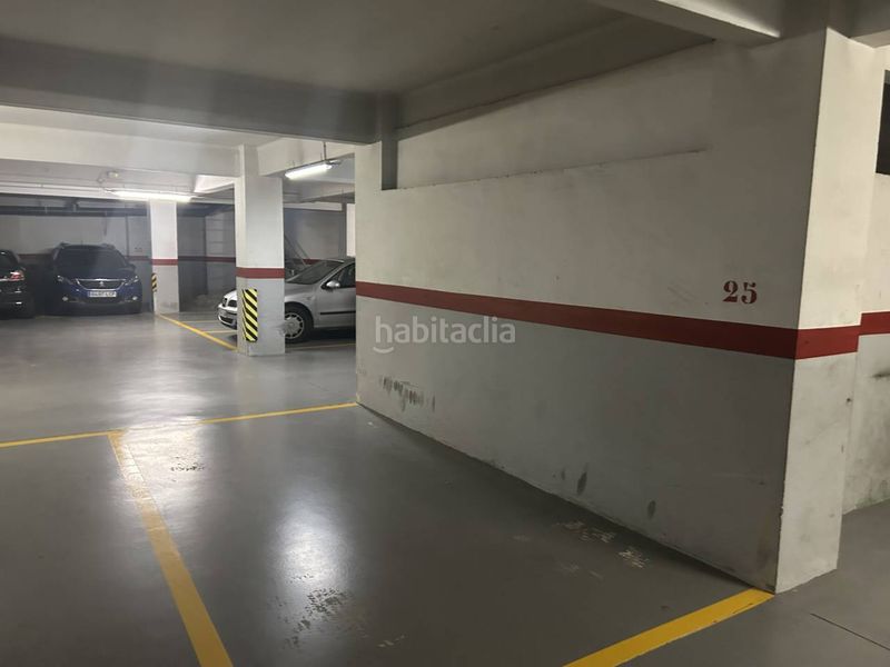 Foto 5adc83f4-9e30-4921-8778-7564c84fdb6c. Aparcament cotxe a Barri de les Corts Barcelona
