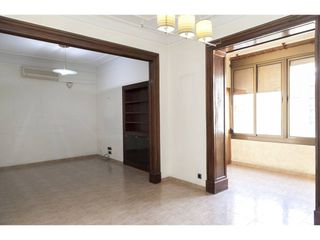 Etagenwohnung  Calle gran v�a de las corts catalanes. Piso en venta en gran via de les corts catalanes