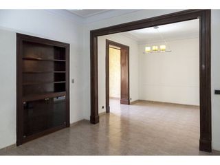 Pis  Calle gran vía de las corts catalanes. Piso en venta en gran via de les corts catalanes