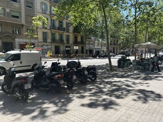 Lloguer Aparcament cotxe  Calle comte d´urgell. Plaza de pk  eixample  junto al mercat de sant antoni